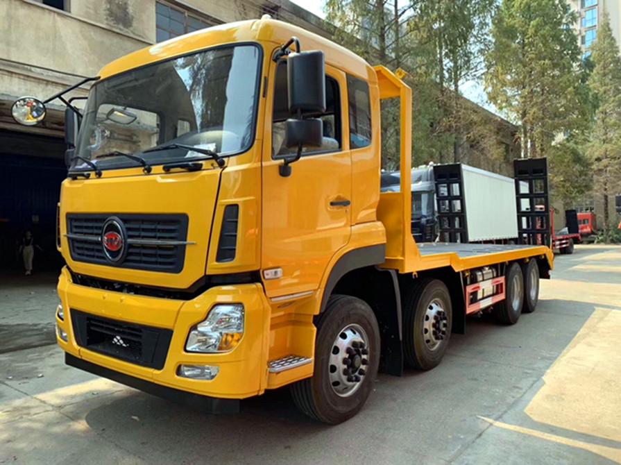 一拖前四后八平板運(yùn)輸車(chē)