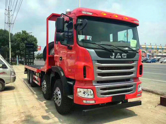 【35噸】江淮A5前四后八平板運(yùn)輸車(chē)