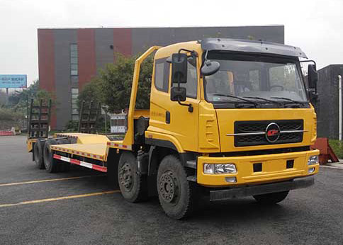 楚風(fēng)前四后八低平板運(yùn)輸車(chē)