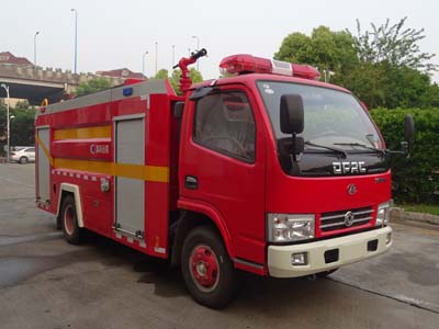 程力威牌CLW5070GXFGL25型干粉水聯(lián)用消防車(chē)