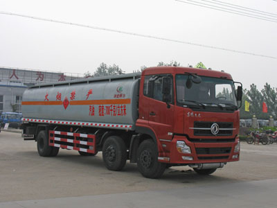 （24立方）東風(fēng)小三軸油罐車(chē)
