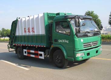 東風(fēng)多利卡壓縮式垃圾車(chē)